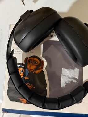 BaBy BanZ Black Over-Ear Headphones with Cushioned Headband